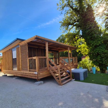Les Lodges D'Emeraude Maisod Exterior foto