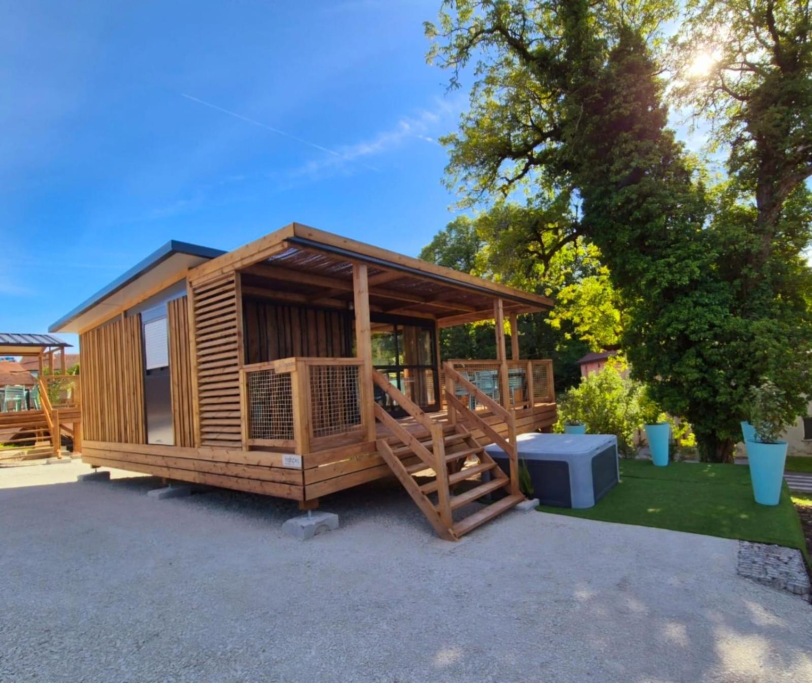 Les Lodges D'Emeraude Maisod Exterior foto